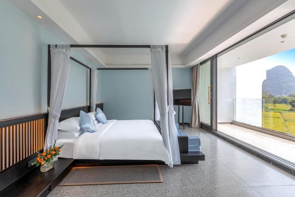 King Room with Balcony room - Image 1