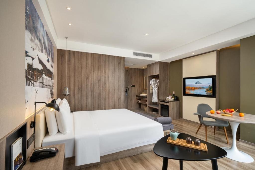 Superior Queen Room room - Image 2
