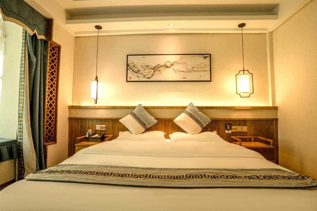 Double Room with Private Bathroom room - Image 3