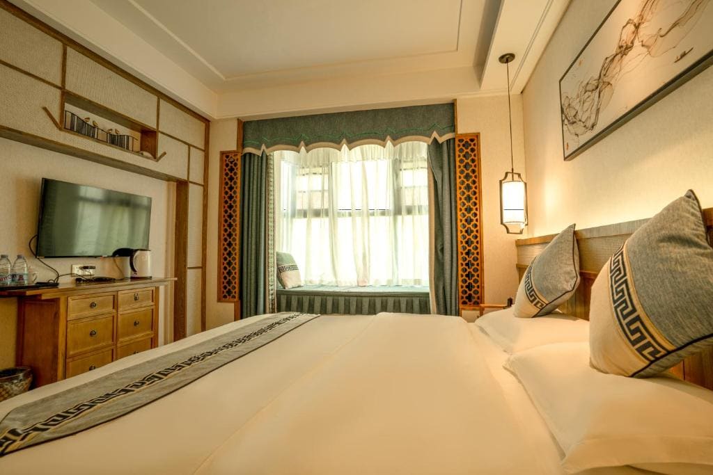 Double Room with Private Bathroom room - Image 2