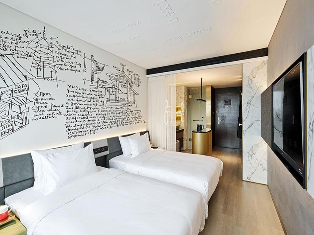 Superior Double Room room - Image 3