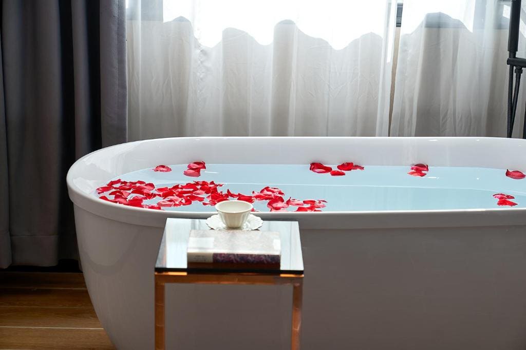 Bathtub King Room room - Image 2