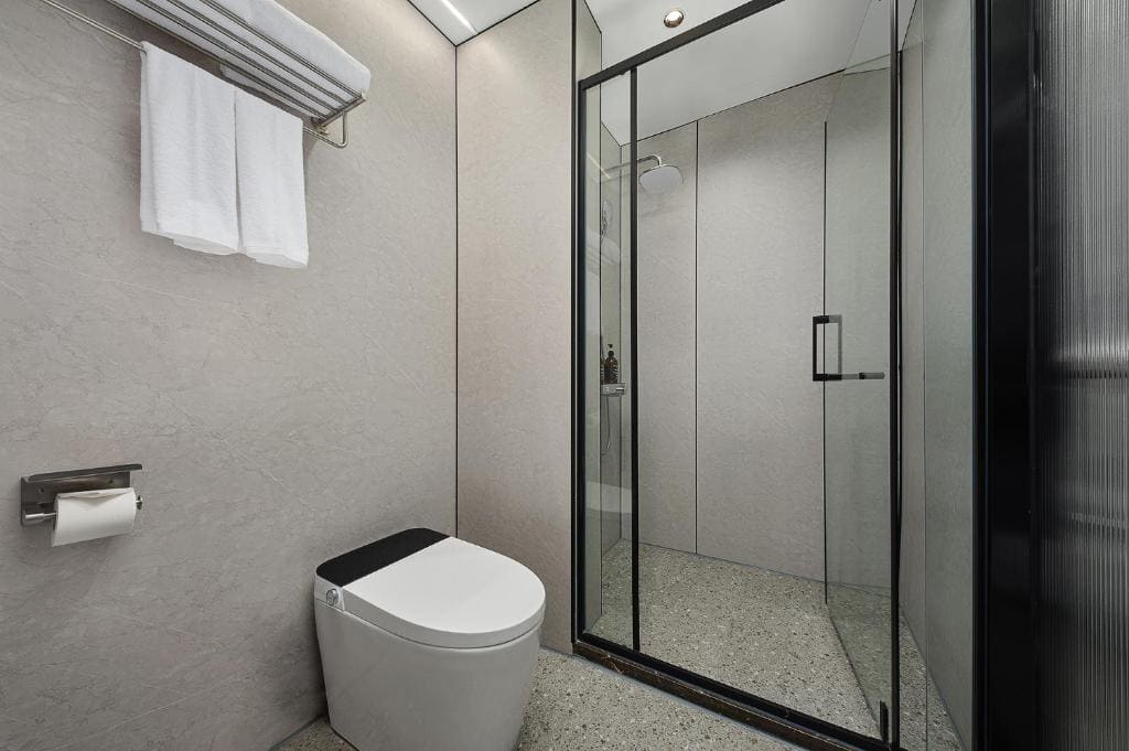 Deluxe Suite room - Image 3