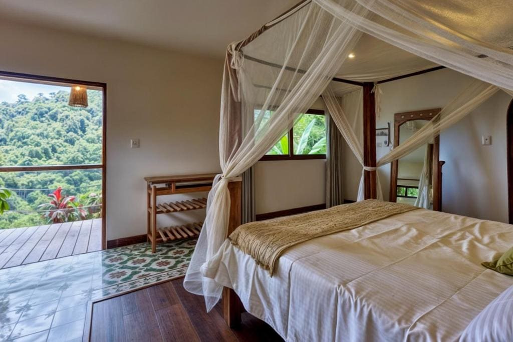 Suite with Mountain View room - Image 3