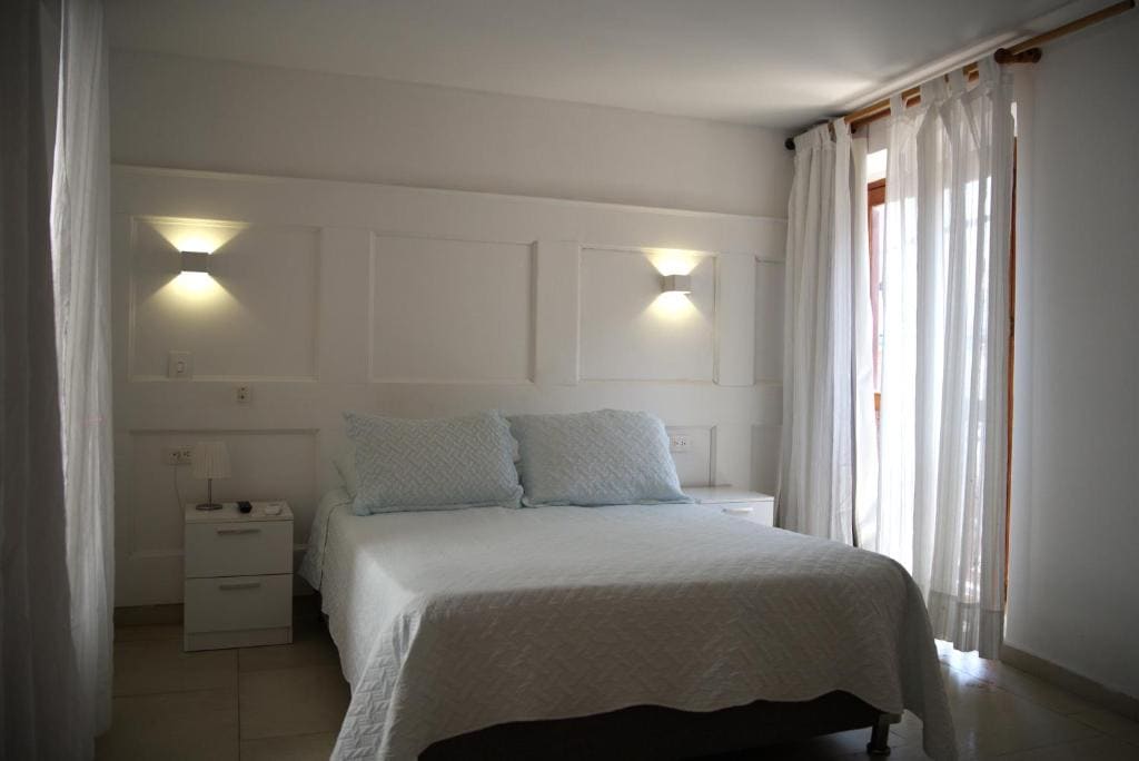 Double Room with Balcony room - Image 1