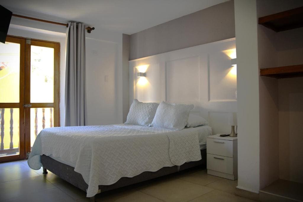 Triple Room with Balcony room - Image 2