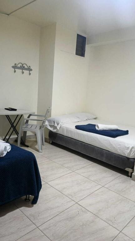 Family Room room - Image 2
