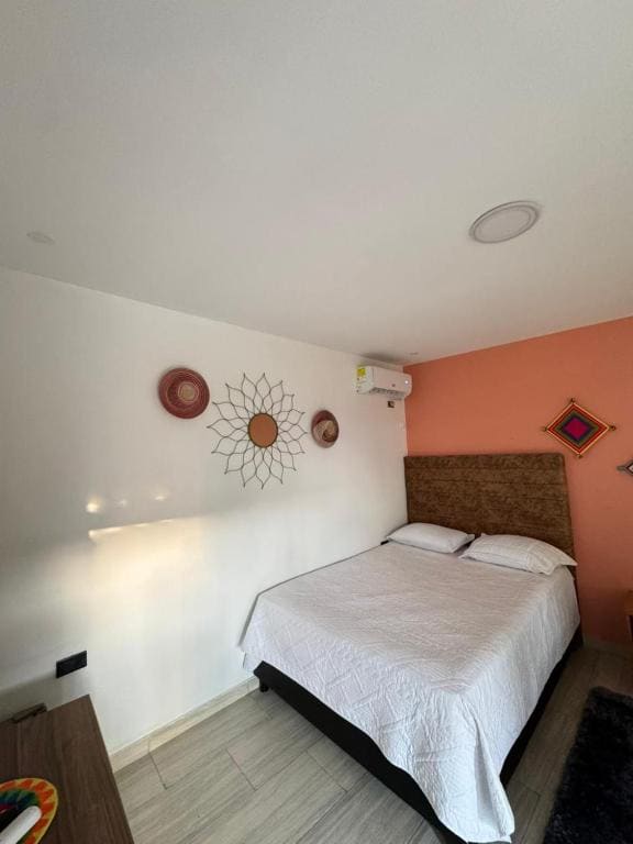 Double Room with Private Bathroom room - Image 3