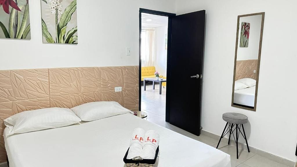 Standard Double Suite room - Image 1