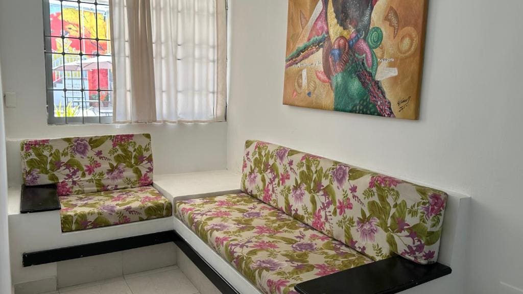 Standard Suite room - Image 3
