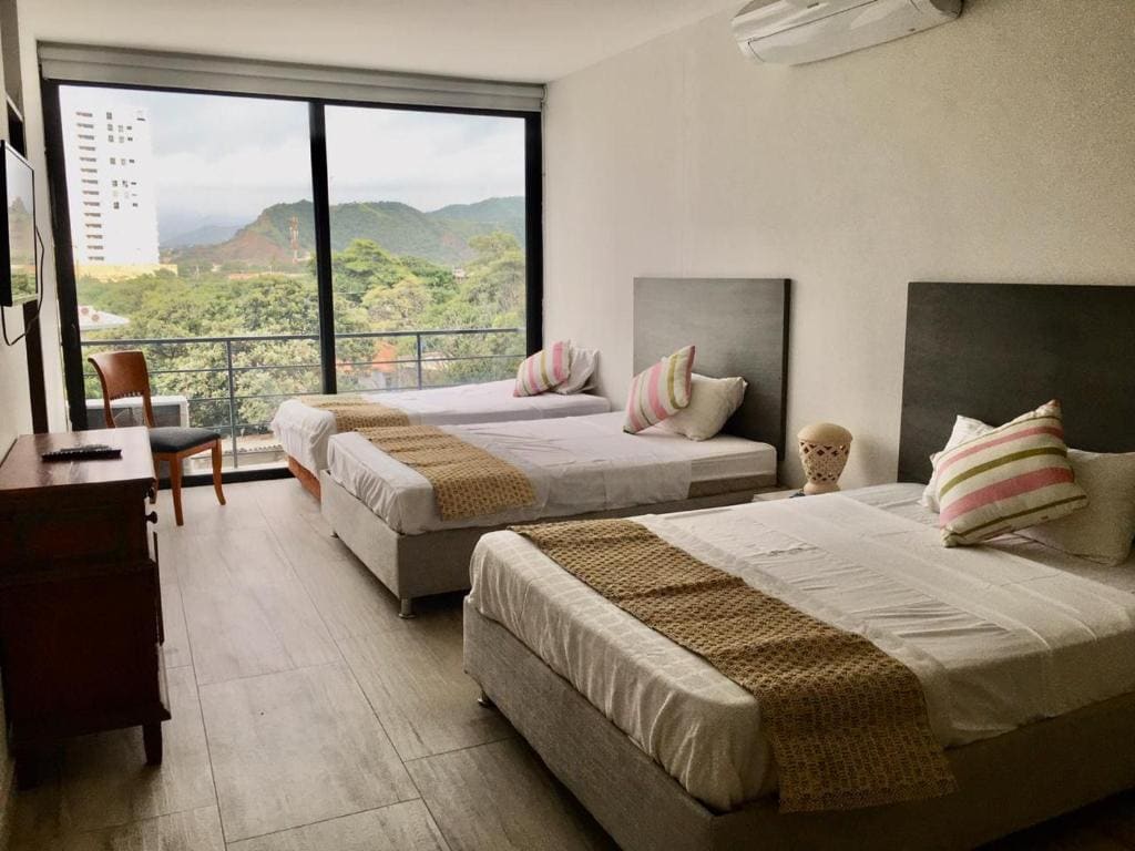 Deluxe Double Room with Two Double Beds room - Image 2