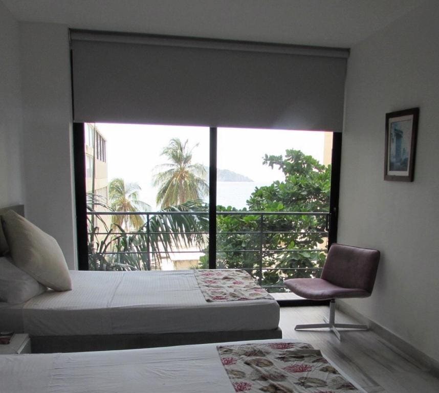 Standard Twin Room with Sea View room - Image 1
