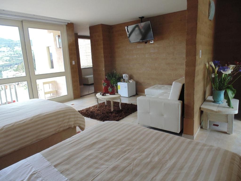 Quadruple Room with Balcony room - Image 1