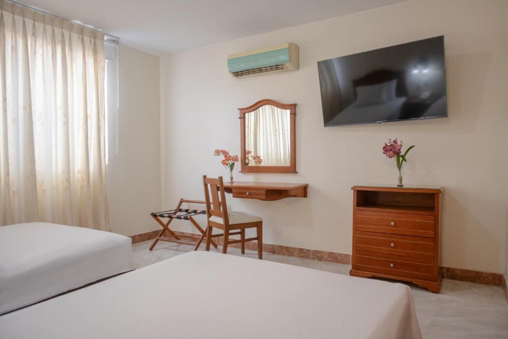 2 Single Beds - Non Smoking room - Image 3