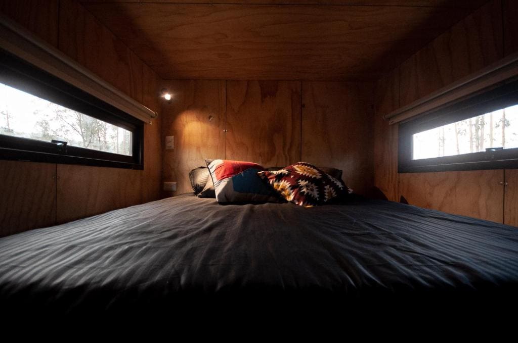 Mobile Home room - Image 2