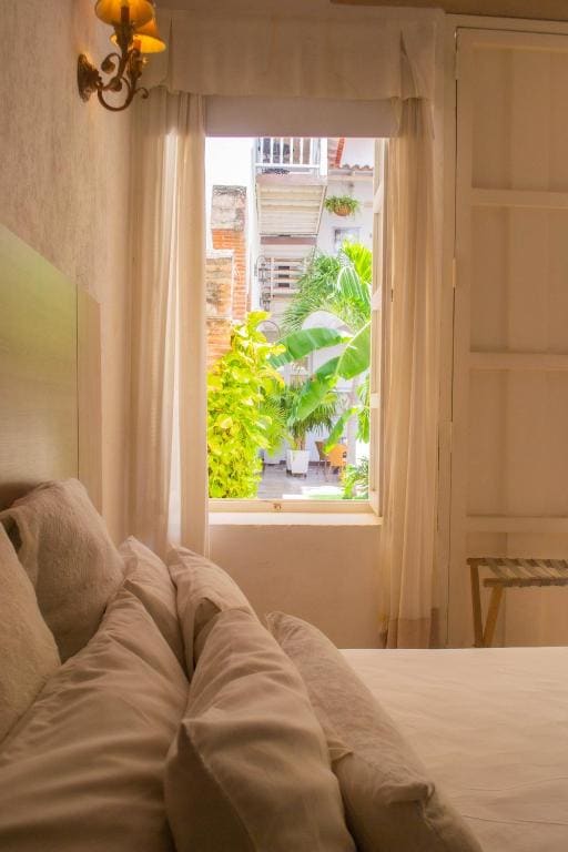Deluxe Double Room room - Image 2