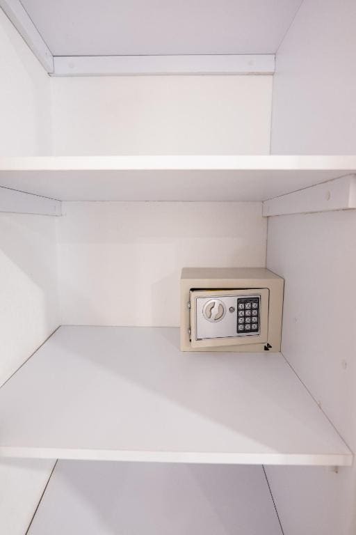 Triple Room with Private Bathroom room - Image 3