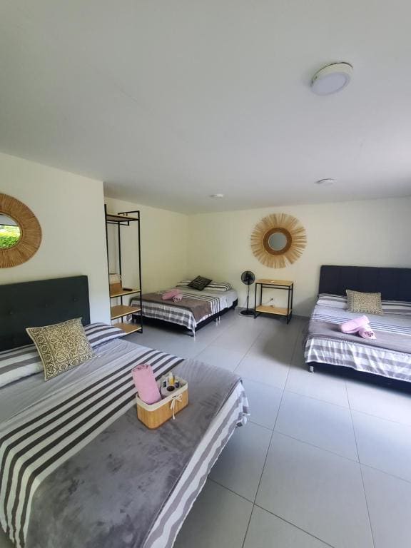 Superior Triple Room room - Image 2