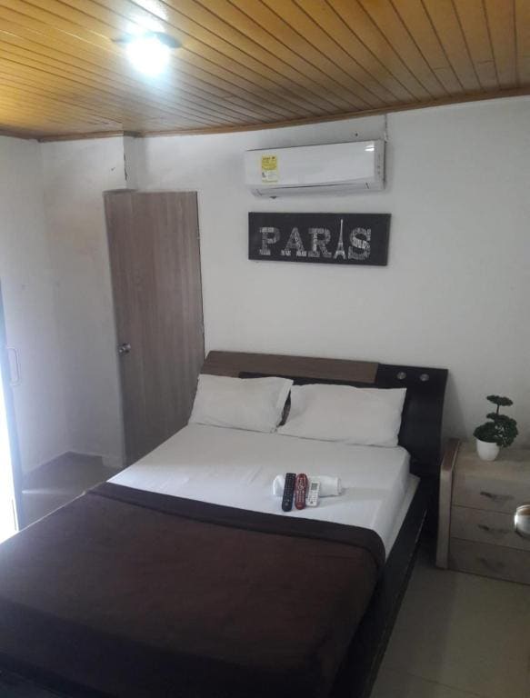 Standard Double Room room - Image 1