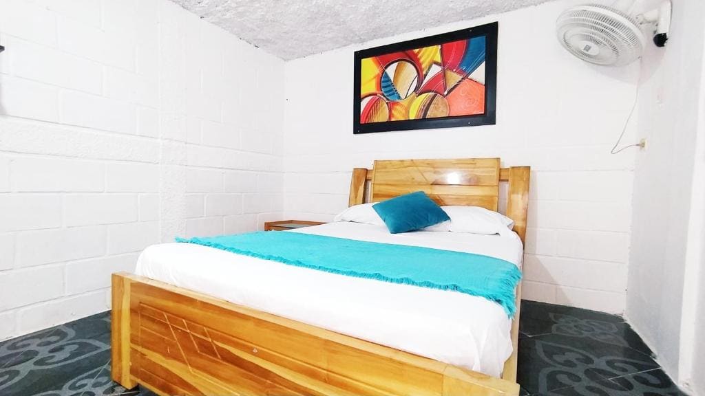 Double Room with Private External Bathroom room - Image 1
