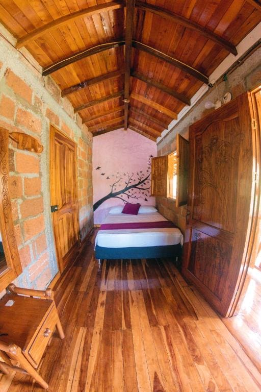 Double Room with Shared Bathroom room - Image 1