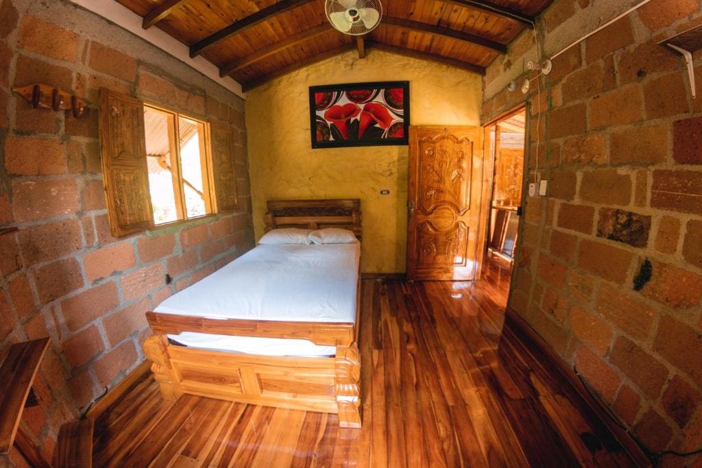 Standard Single Room with Shared Bathroom room - Image 1