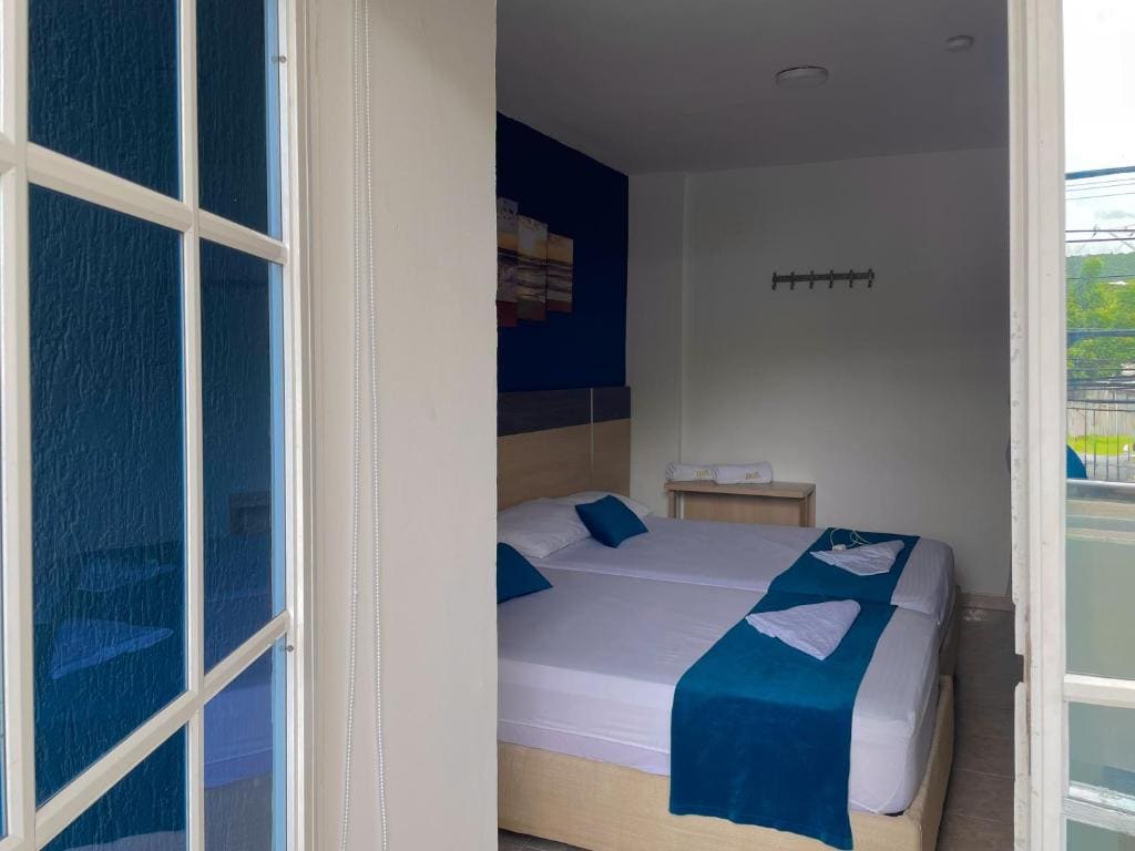 Triple Room with Balcony room - Image 1