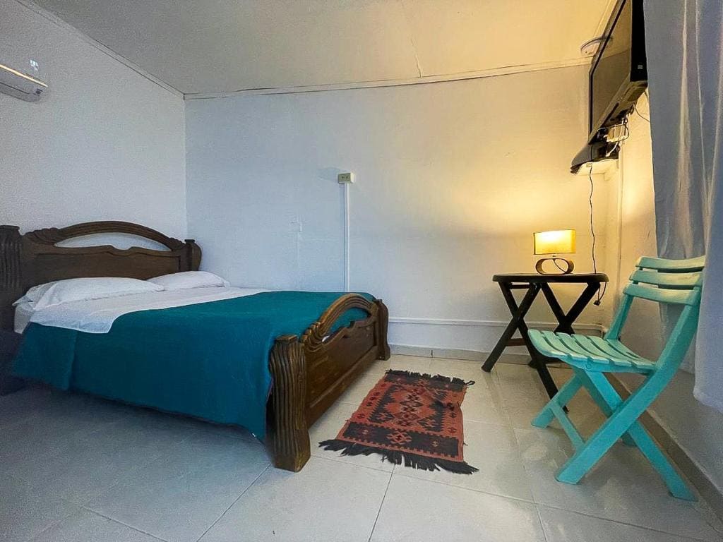 Double Room with Private Bathroom room - Image 3