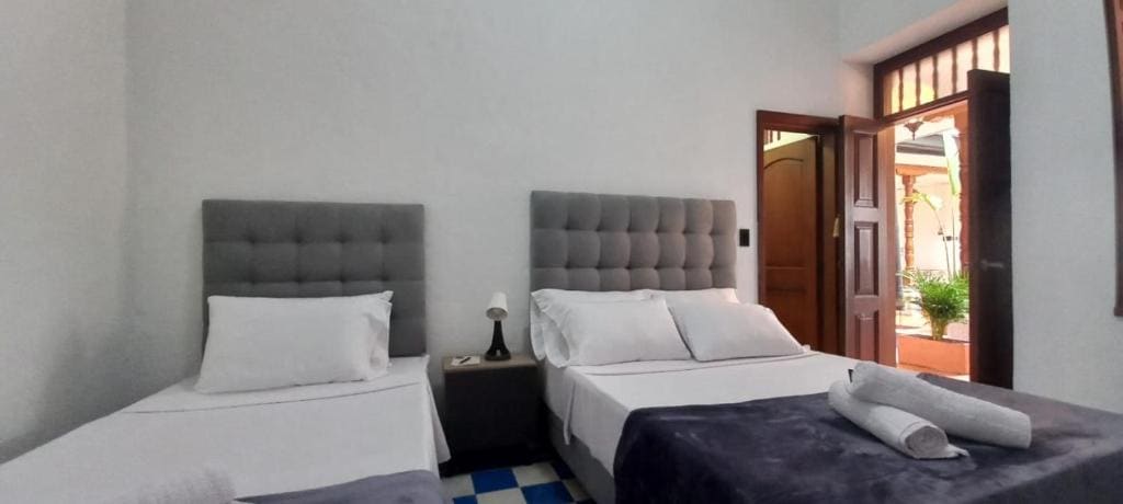 Deluxe Triple Room room - Image 1