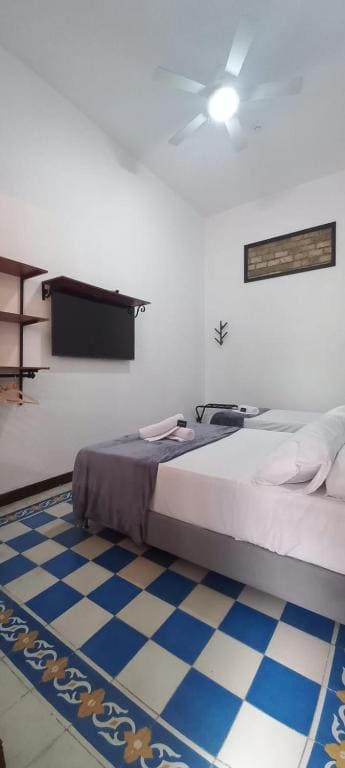 Deluxe Triple Room room - Image 2