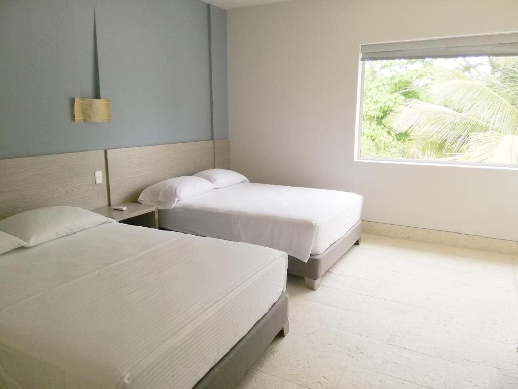 Standard Twin Room room - Image 1