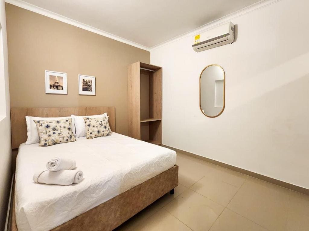 One-Bedroom Standard Apartment room - Image 2