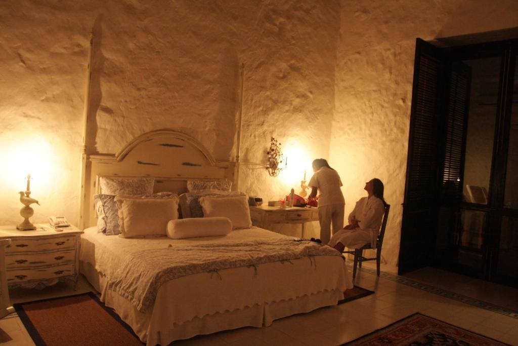 Quadruple Grand Suite room - Image 2