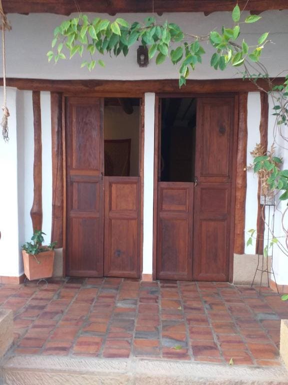 Triple Room with Private Bathroom room - Image 2