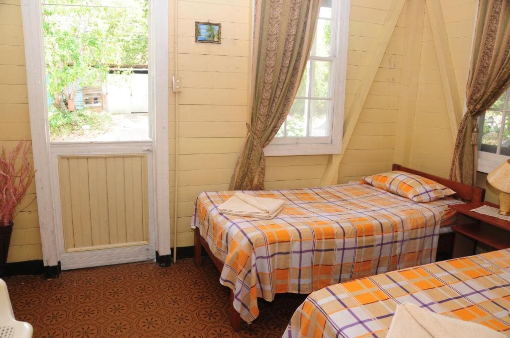 Budget Twin Room room - Image 1