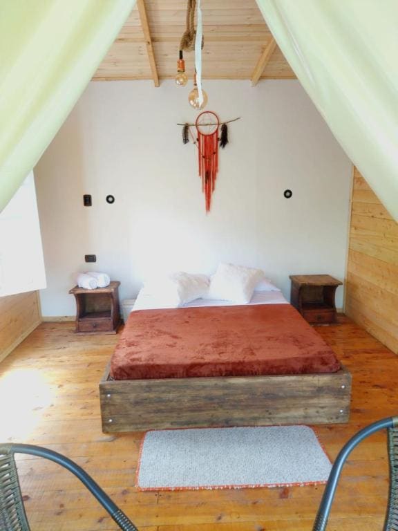 Deluxe Queen Room room - Image 1