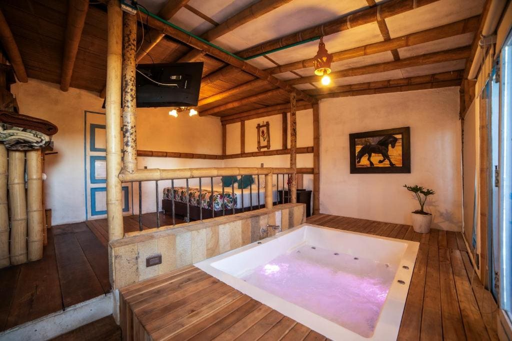 Deluxe Suite room - Image 1