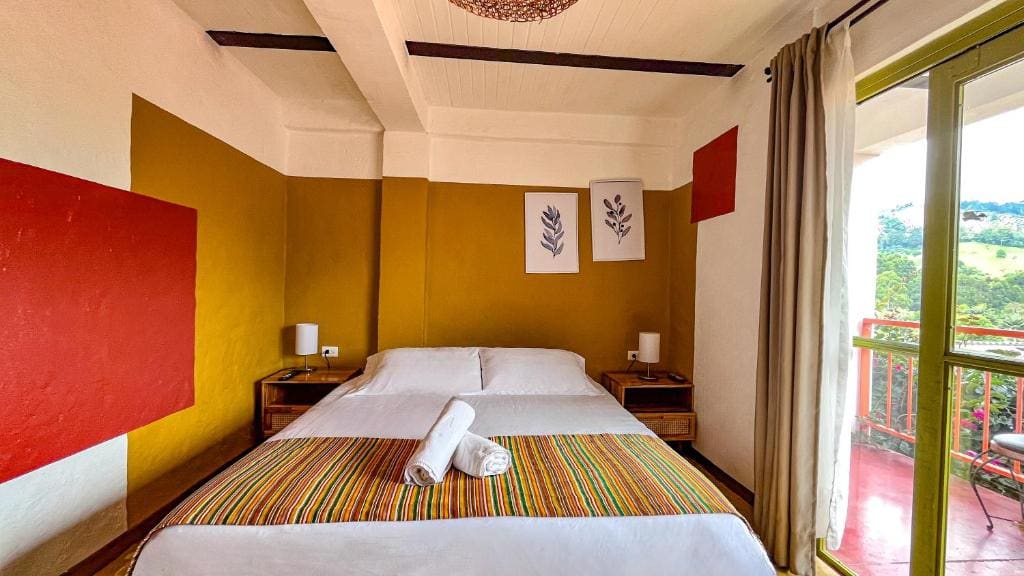 Premium Double Room with Mountain Views room - Image 2