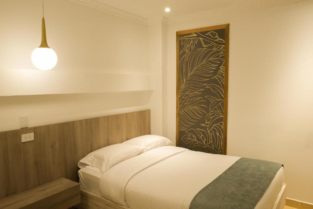 Double Room with Two Double Beds room - Image 3