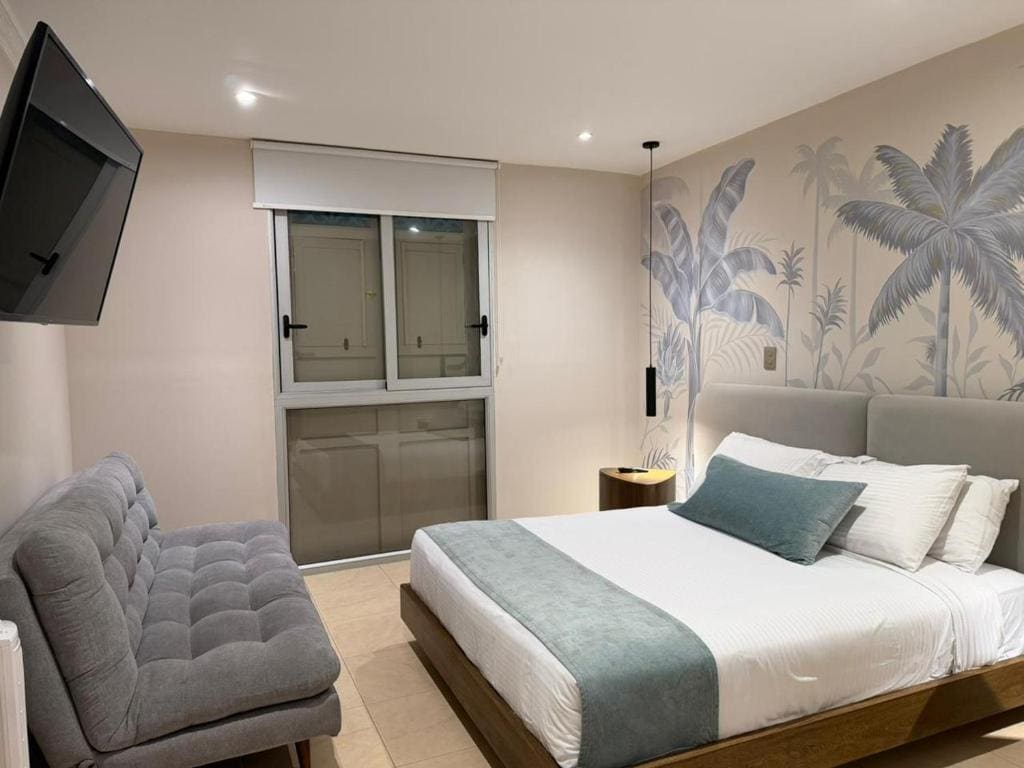 Suite room - Image 3