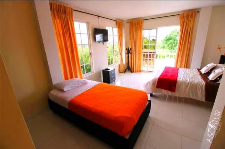 Deluxe Double Room room - Image 2