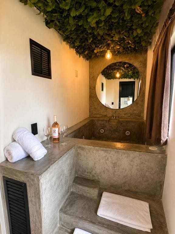 Double Room with Bath and air conditioning room - Image 1