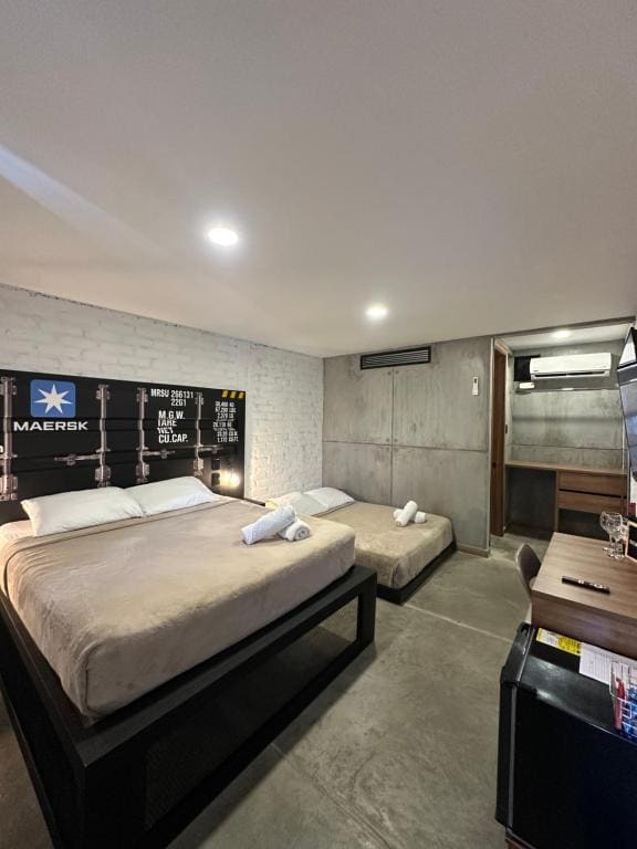 Quadruple Room with Air Conditioning room - Image 3