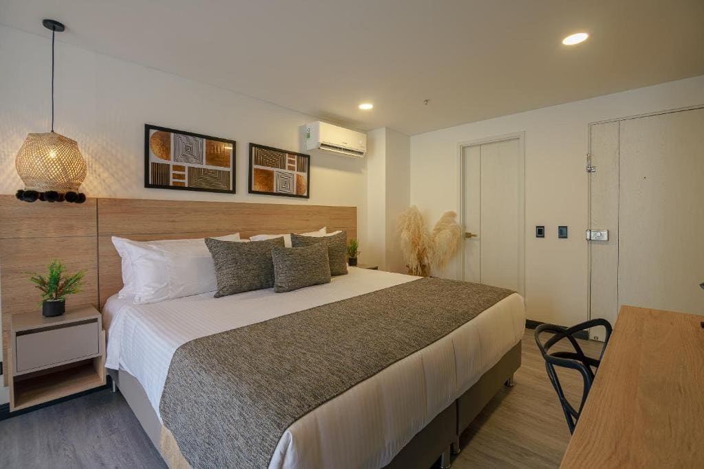 Superior Double Room room - Image 2