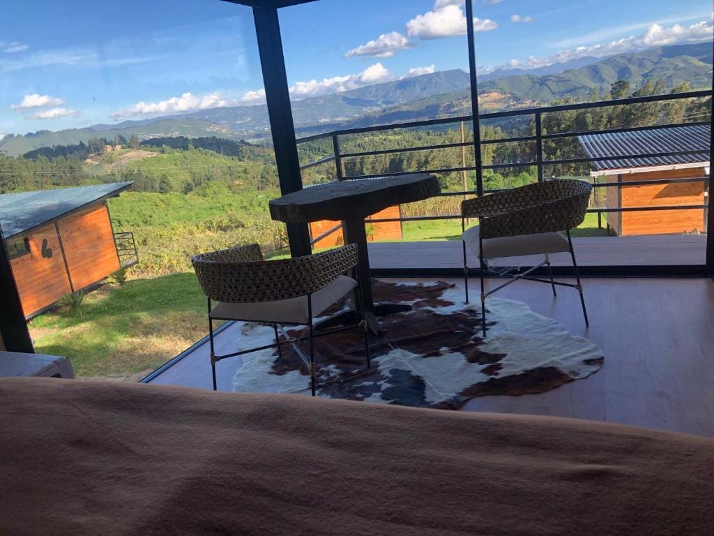 Deluxe Queen Suite room - Image 1