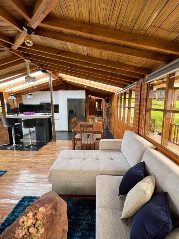Superior Chalet room - Image 2