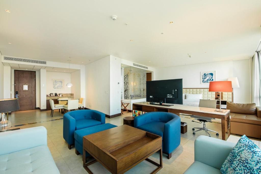 King Suite room - Image 3