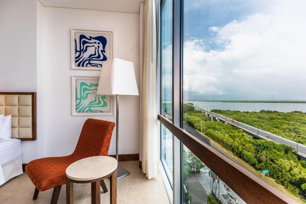 Deluxe Double Room with Two Double Beds room - Image 2