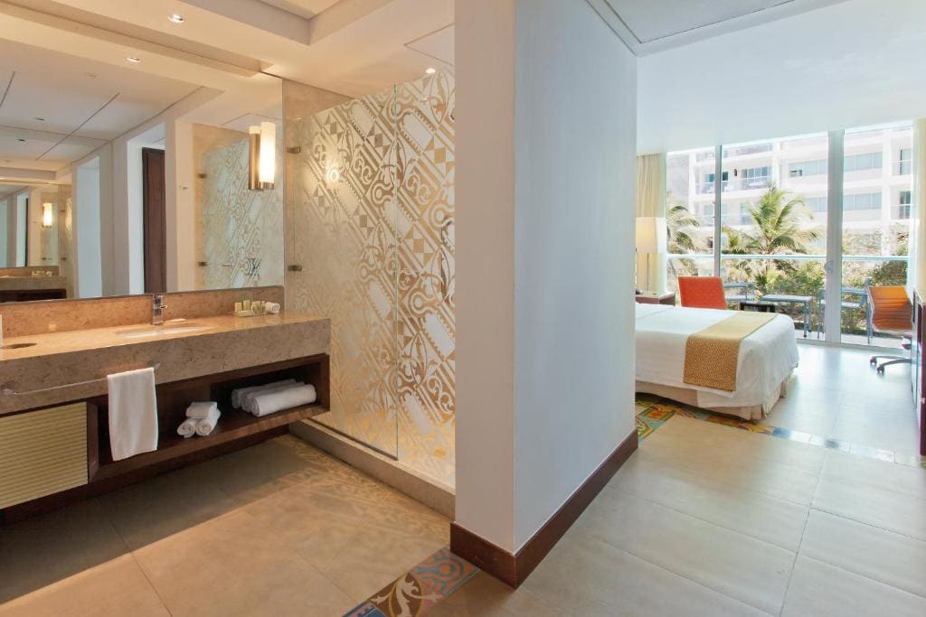 Standard King Room with Garden View room - Image 2