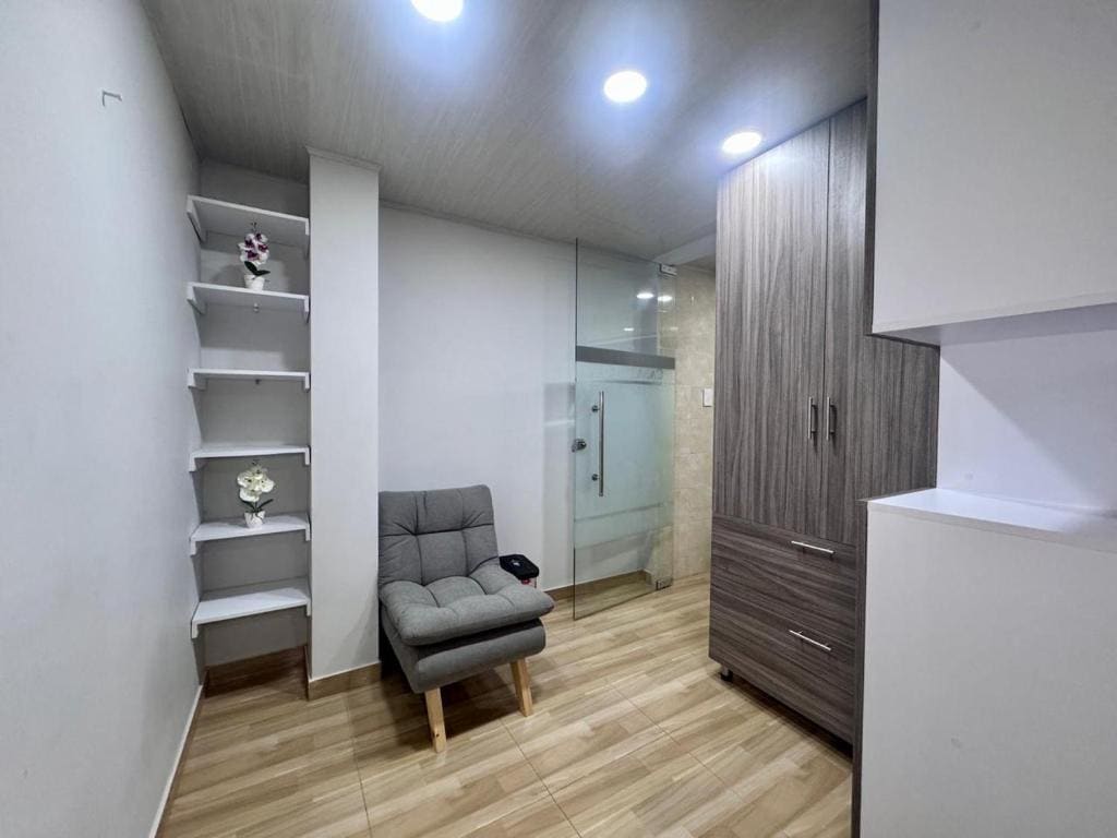 Deluxe Room room - Image 1